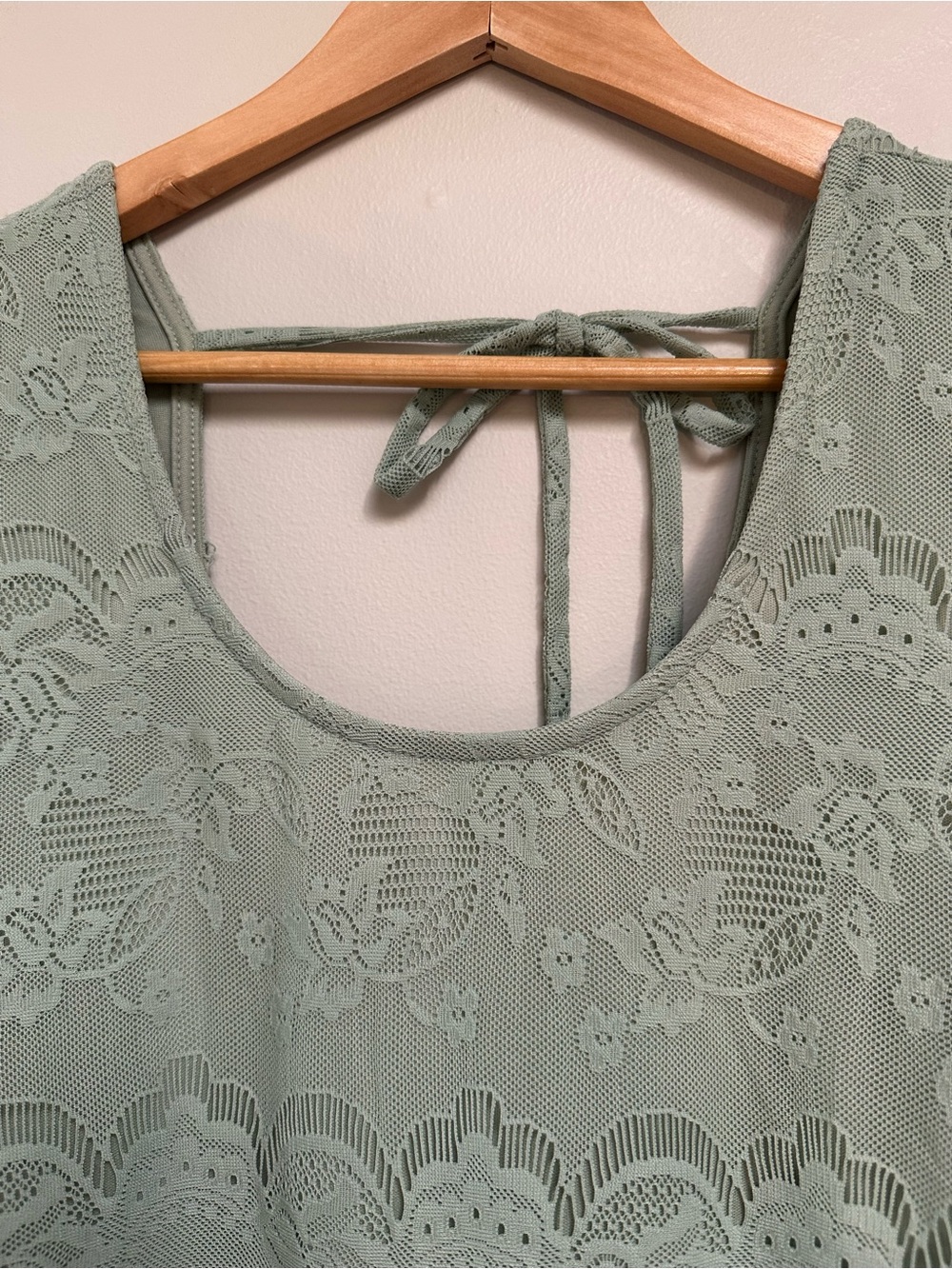 Altar’d‎ State Mint Green Lace Bell Sleeve Mini Dress Tie Back Women’s Small - Picture 6 of 15